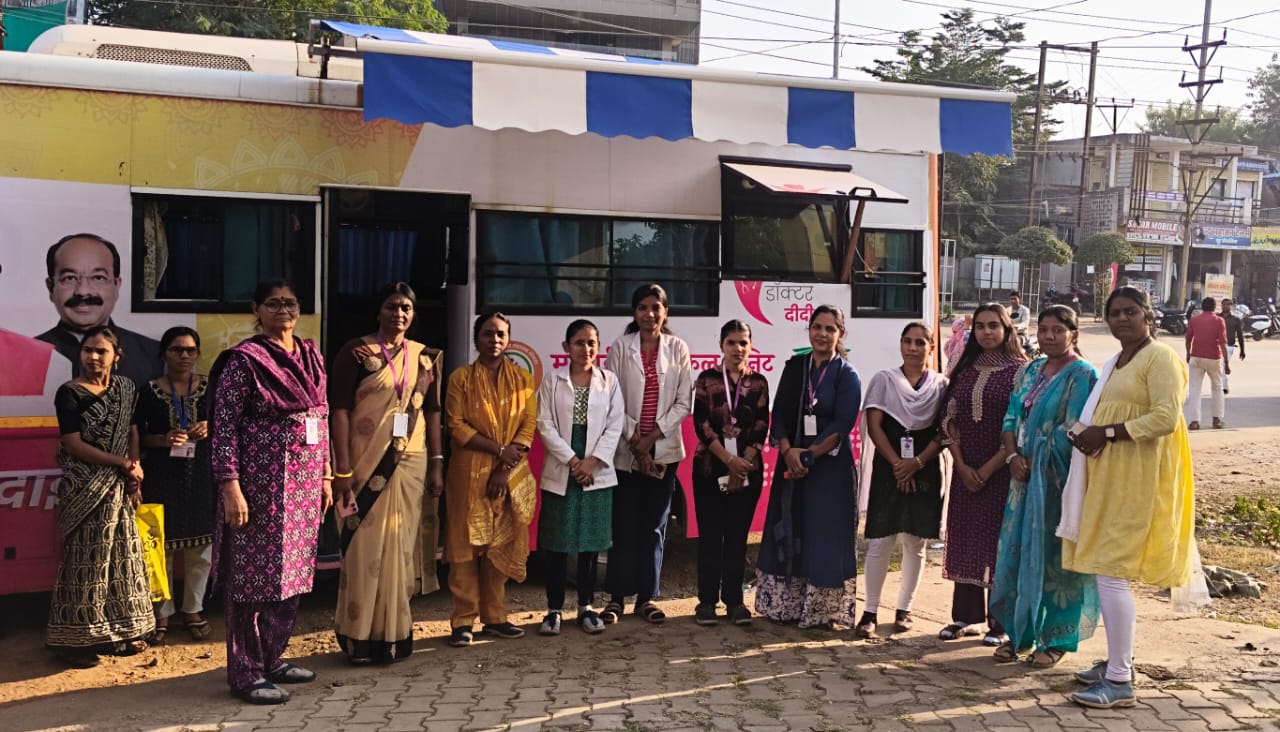 लाइफ लाइन ग्लोबल फाउंडेशन रायपुर में एमएमयू का निःशुल्क स्वास्थ्य शिविर, 95 नागरिकों की ओपीडी जाँच…