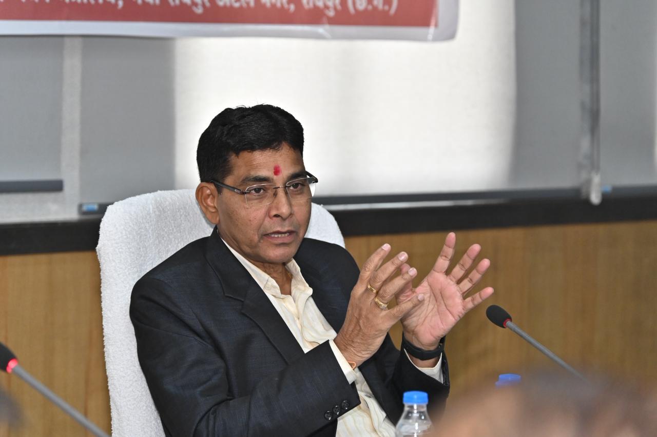 मंत्री टंक राम वर्मा ने उच्च शिक्षा विभाग की ली समीक्षा बैठक…