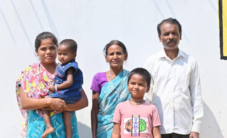 सालों से टपकती छत और असुरक्षा से मिली मुक्ति, हजारों परिवारों को मिला नया पक्का घर