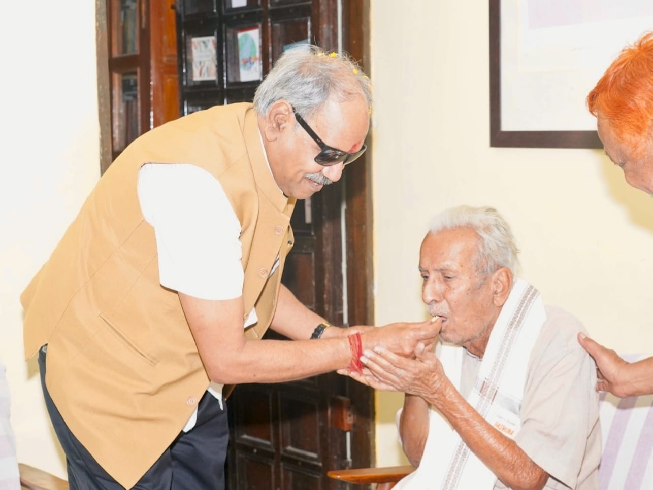 “हिंदी साहित्य की वैश्विक पहचान के स्तंभ विनोद कुमार शुक्ल को सांसद बृजमोहन अग्रवाल ने दी भावभीनी श्रद्धांजलि”