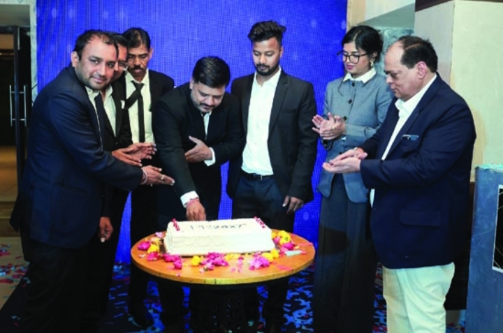 “मेहनत और लगन का सम्मान और कमियों को दूर करने का संकल्प”