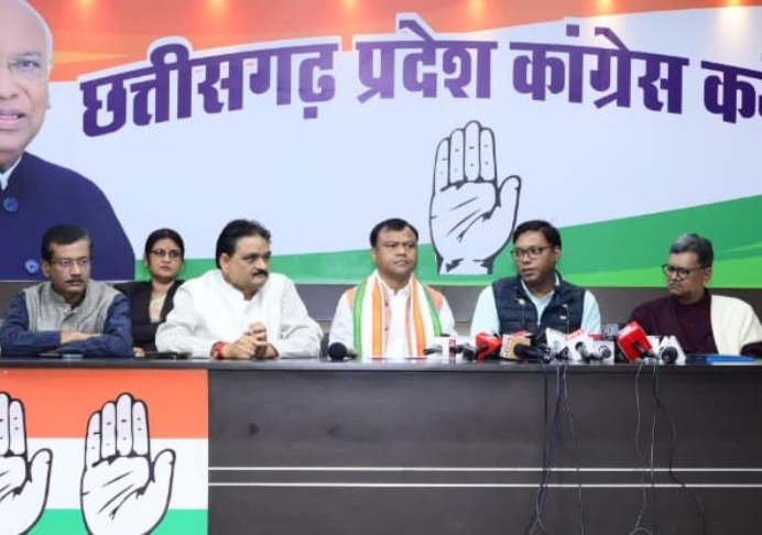 कांग्रेस के वरिष्ठ नेता, सांसद शशिकांत सेंथिल की पत्रकारवार्ता, मनरेगा की हत्या- मोदी सरकार ने काम का अधिकार छीना – सेंथिल