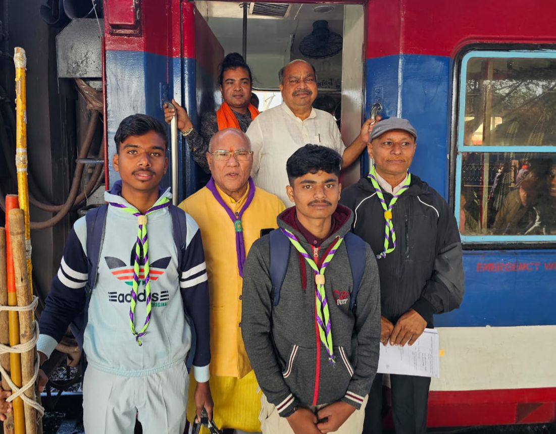 उत्तर विधायक पुरंदर मिश्रा ने हरी झंडी दिखाकर स्काउट–गाइड दल को किया रवाना…