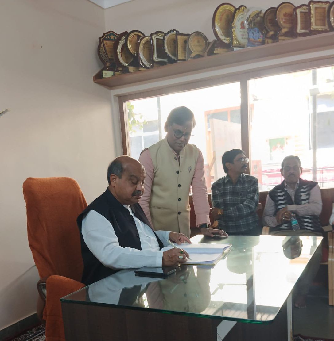 उत्कल विप्र समाज की बैठक सम्पन्न, पूर्व कार्यकारिणी भंग, नए विप्र भवन निर्माण का सर्वसम्मति से निर्णय…