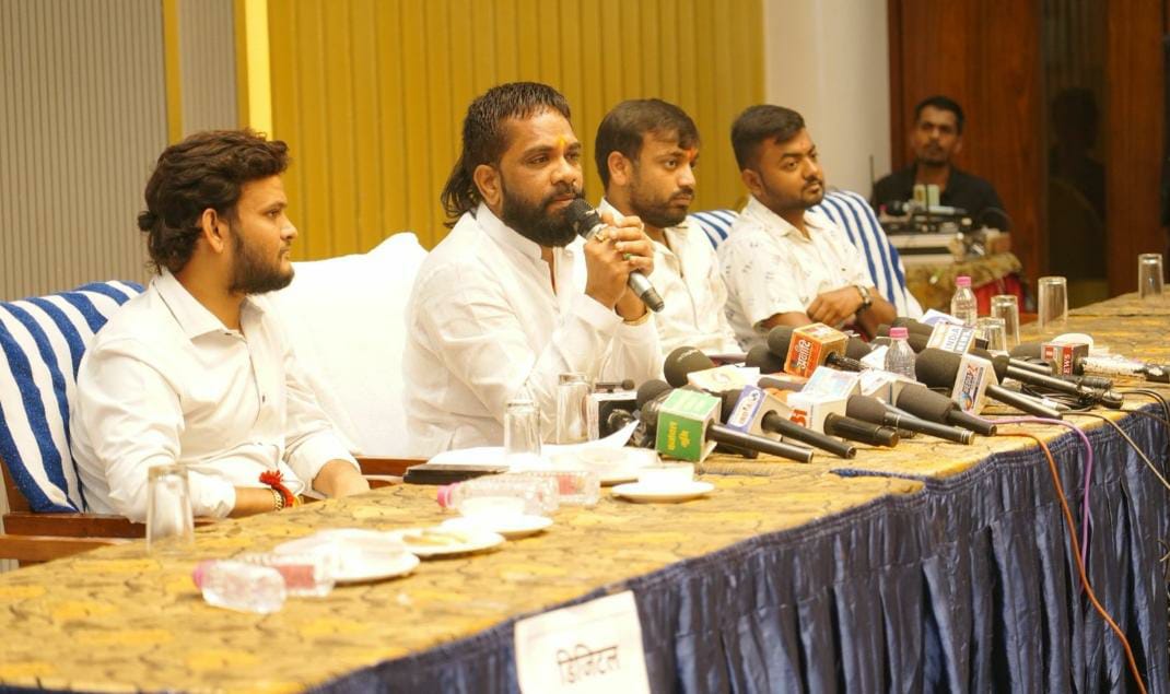 समाजसेवी बसंत अग्रवाल ने आरोपों को बताया निराधार, कहा- यह उनकी धार्मिक छवि को खराब करने का प्रयास…