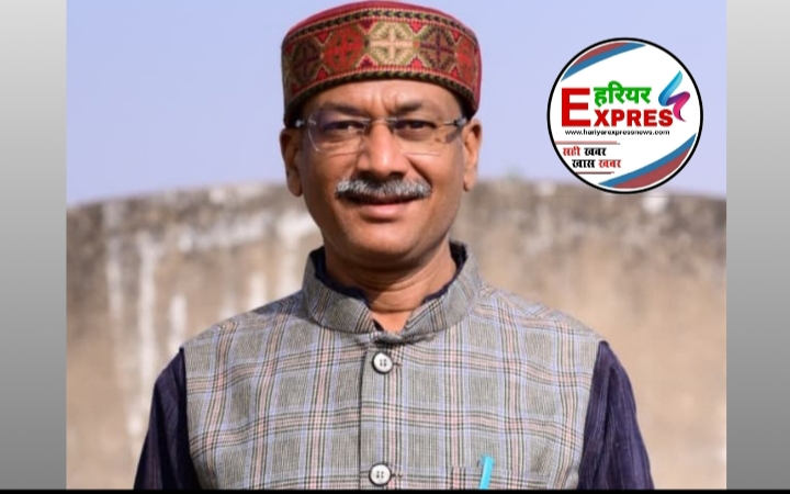 नक्सलवाद खात्मे को लेकर गृहमंत्री और मुख्यमंत्री अलग अलग तारीख बता रहे है कौन सही?