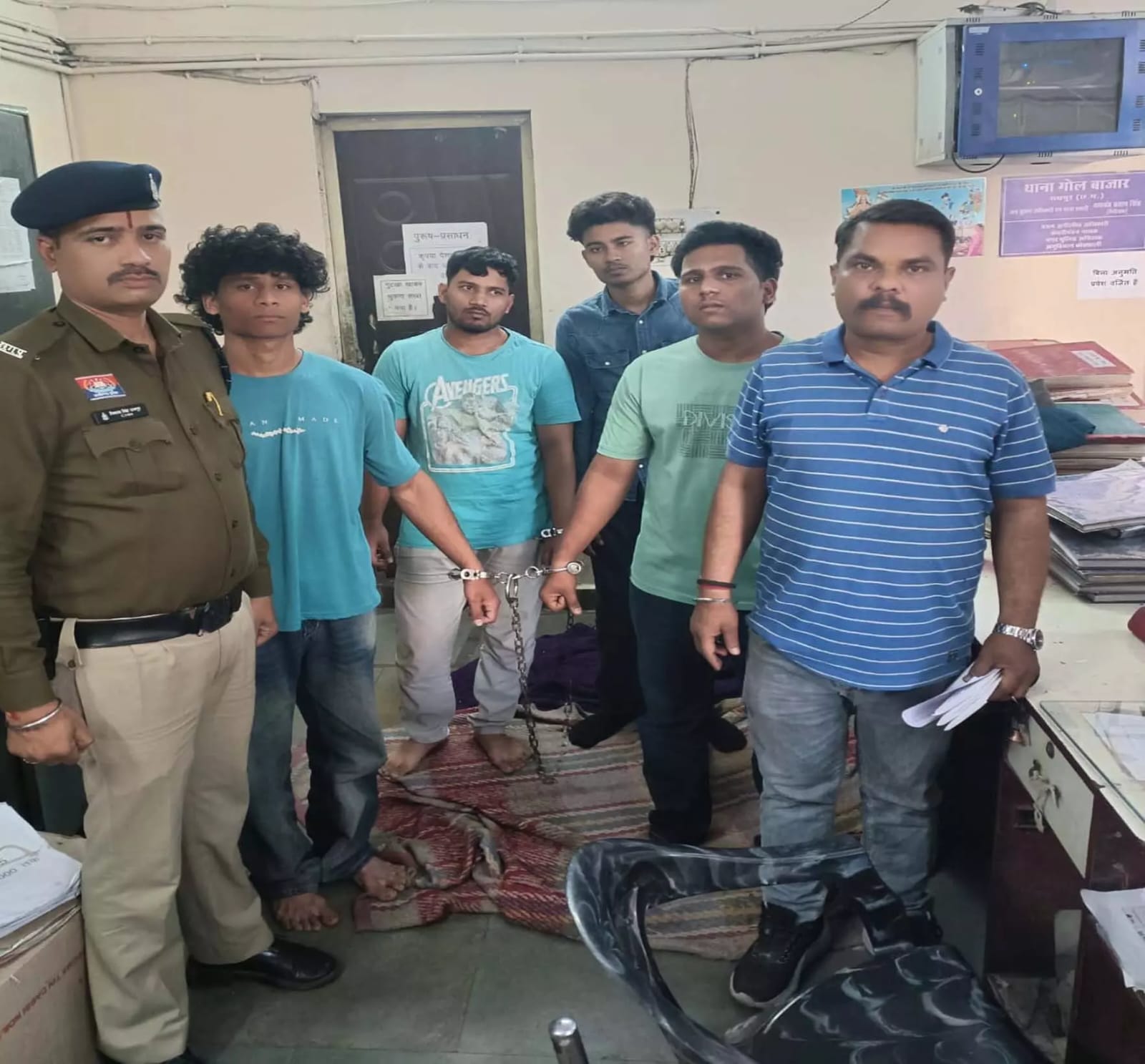 सिगरेट पीने से मना करने पर युवक पर किया जानलेवा हमला, 4 हमलावर गिरफ्तार…