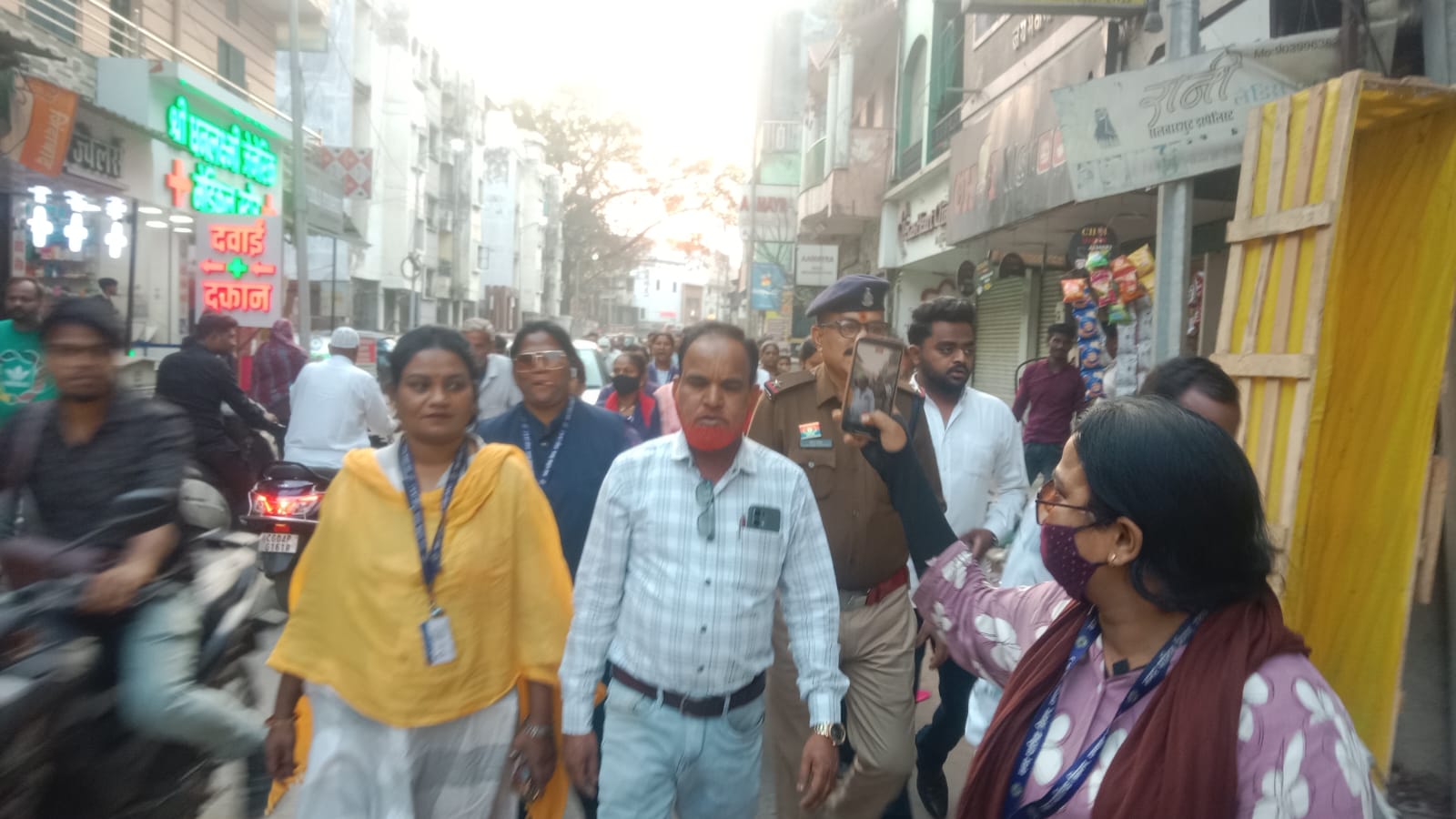 जयस्तम्भ चौक, मालवीय रोड, बैजनाथपारा, रहमानिया चौक में अभियान चलाकर अतिक्रमण हटाया गया…