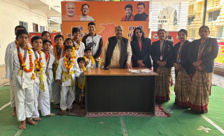 कराटे खिलाड़ियों ने इंटरनेशनल स्तर पर पदक जीतकर बढ़ाया रायपुर का गौरव…