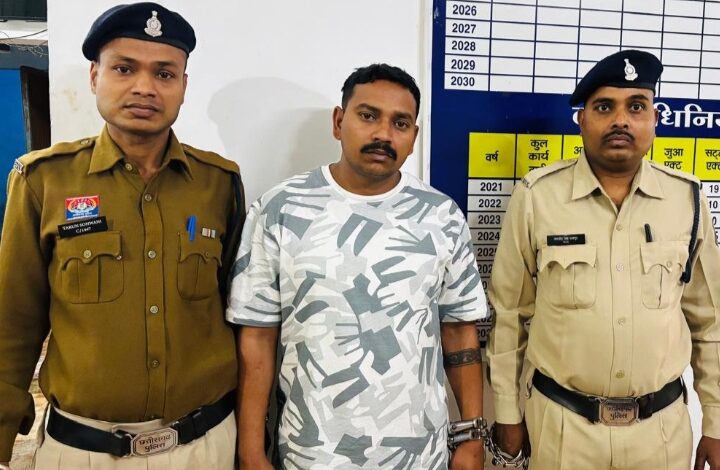 सिपाही हिमांशु बर्मन अवैध मादक पदार्थ (चिट्टा/हेरोइन) सहित गिरफ्तार…