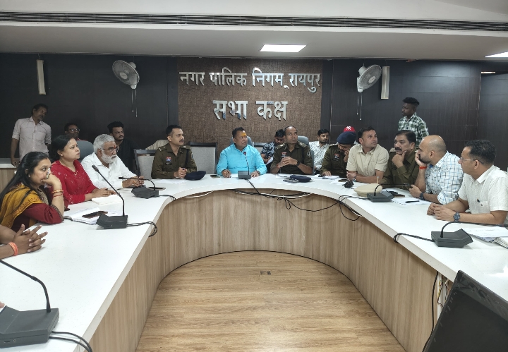 मौदहापारा संडे बाजार के सभी व्यापारियों हेतु पहचान पत्र रखना अनिवार्य किया गया…