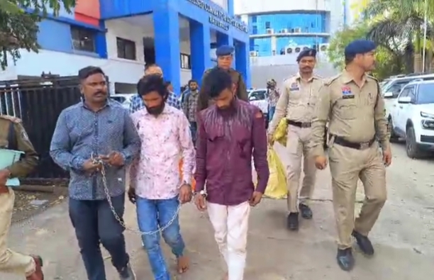 कालीबाड़ी नेहरू नगर क्षेत्र का सूखे नशे का अवैध साम्राज्य ध्वस्त, लंबे समय से फरार हिस्ट्रीशीटर मुकेश बनिया गिरफ्तार…