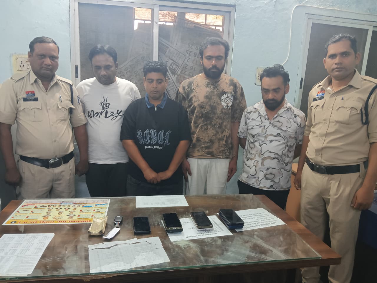 टी-20 वर्ल्ड कप फाइनल के दौरान ऑनलाइन सट्टा, 6 आरोपी गिरफ्तार…