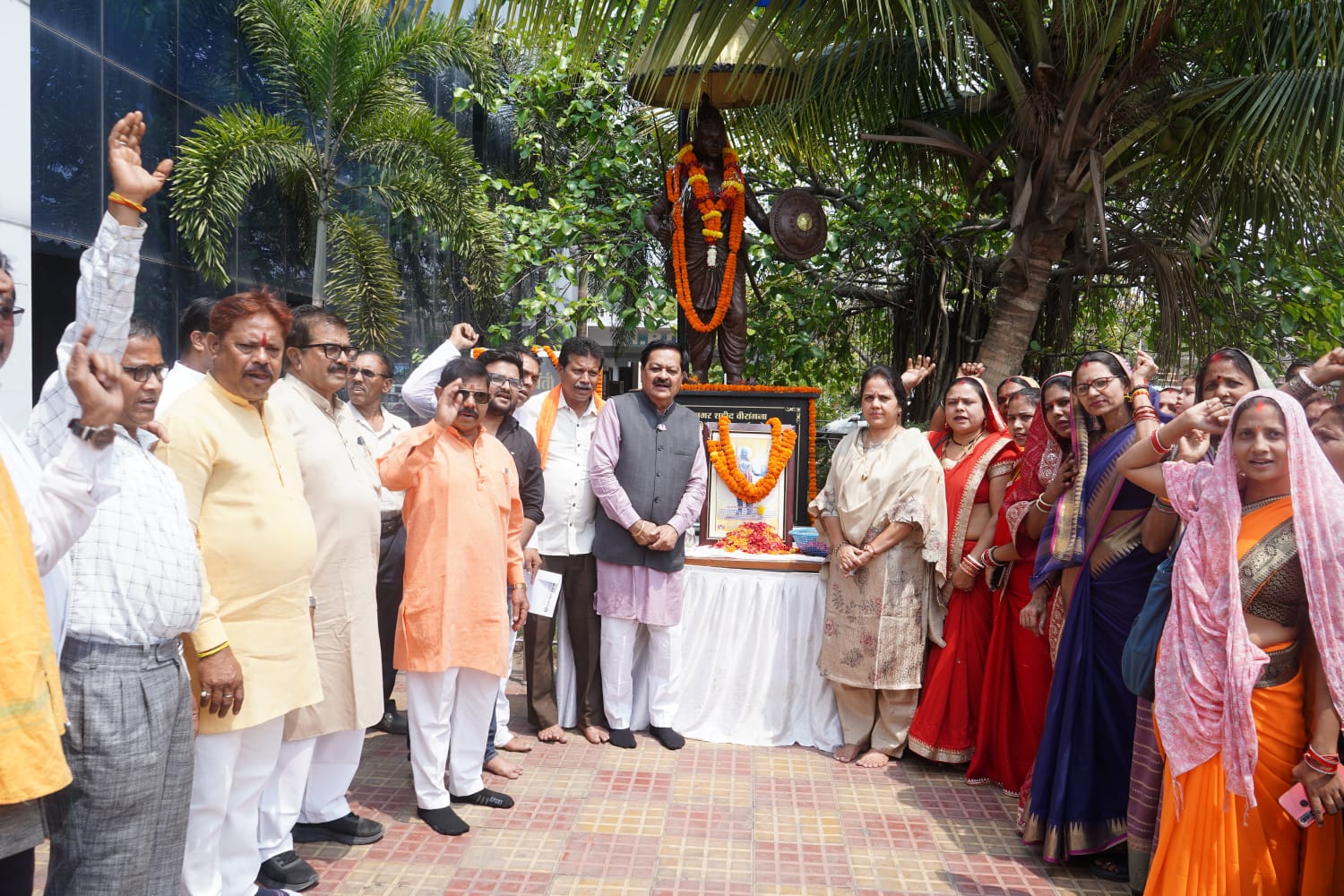 वीरांगना अवन्ति बाई लोधी को बलिदान दिवस पर महापौर मीनल चौबे ने दी आदरांजलि…