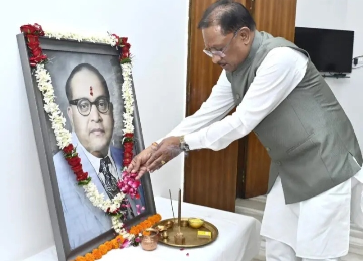 सामाजिक न्याय और समानता के महान शिल्पी डॉ. भीमराव आंबेडकर को मुख्यमंत्री विष्णुदेव साय ने किया नमन…
