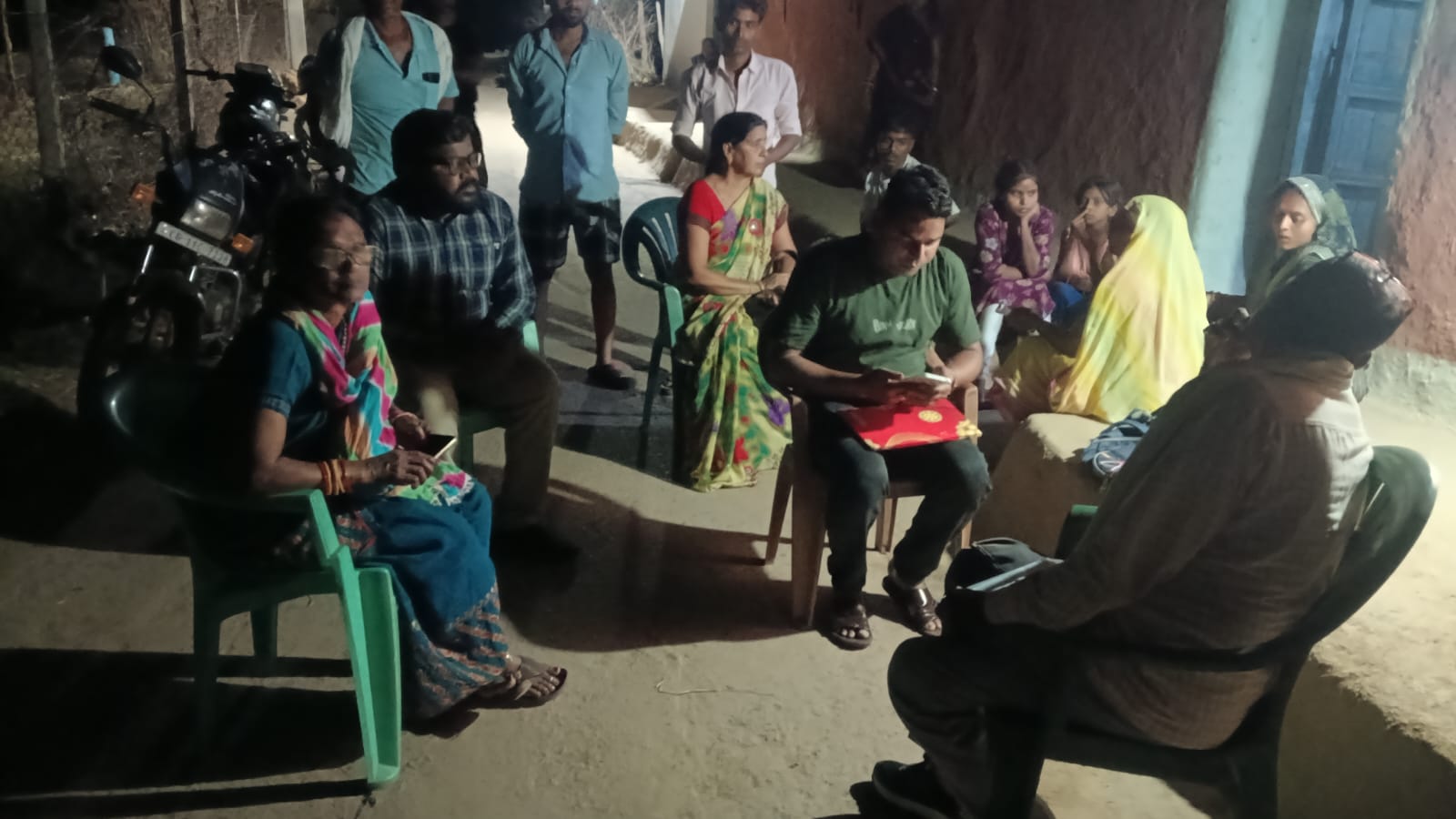 जांजगीर में तरबूज खाने से बच्चे की मौत, 3 अन्य बच्चे अस्पताल में भर्ती, कलेक्टर ने लिया तत्काल संज्ञान…