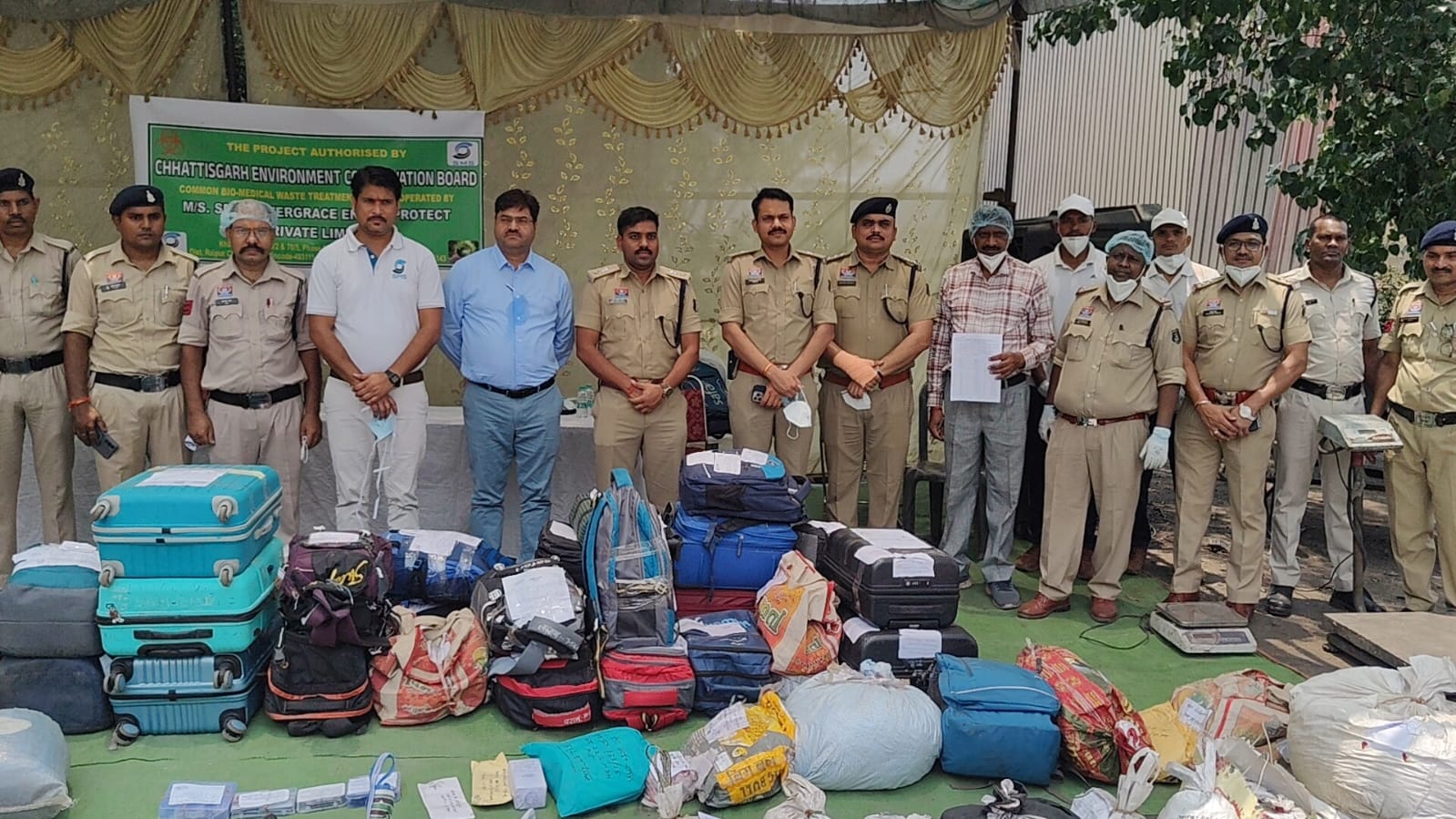 97 प्रकरणों के जप्त लगभग 5.65 करोड़ मूल्य के मादक पदार्थों का विधिवत नष्टीकरण…