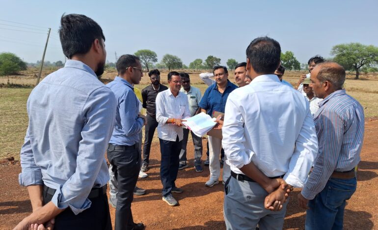 लोक निर्माण विभाग के सचिव ने निर्माणाधीन कुरुद-सिर्री मार्ग और सिर्री-चटौद सड़क का किया निरीक्षण…