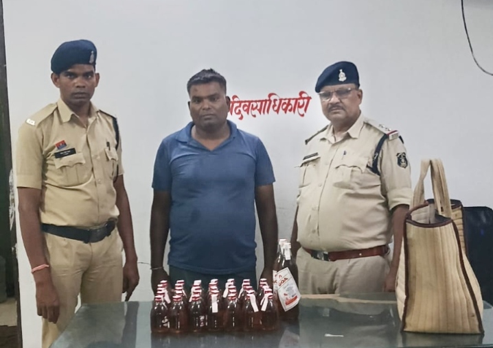 अवैध शराब बिक्री करते तस्कर सूरज कश्यप गिरफ्तार…