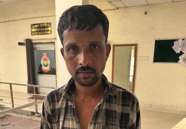 चाकू लहराकर लोगों को डराने-धमकाने वाले आरोपी को पुलिस ने किया गिरफ्तार…