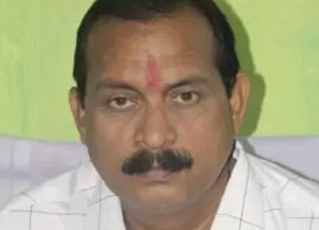 एसीबी ने जब सुशासन तिहार में मारी रेड, घूसखोर बाबू अरेस्ट…