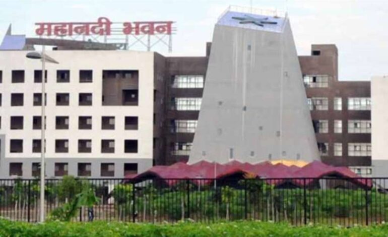 20 परिवहन अधिकारियों का तबादला…