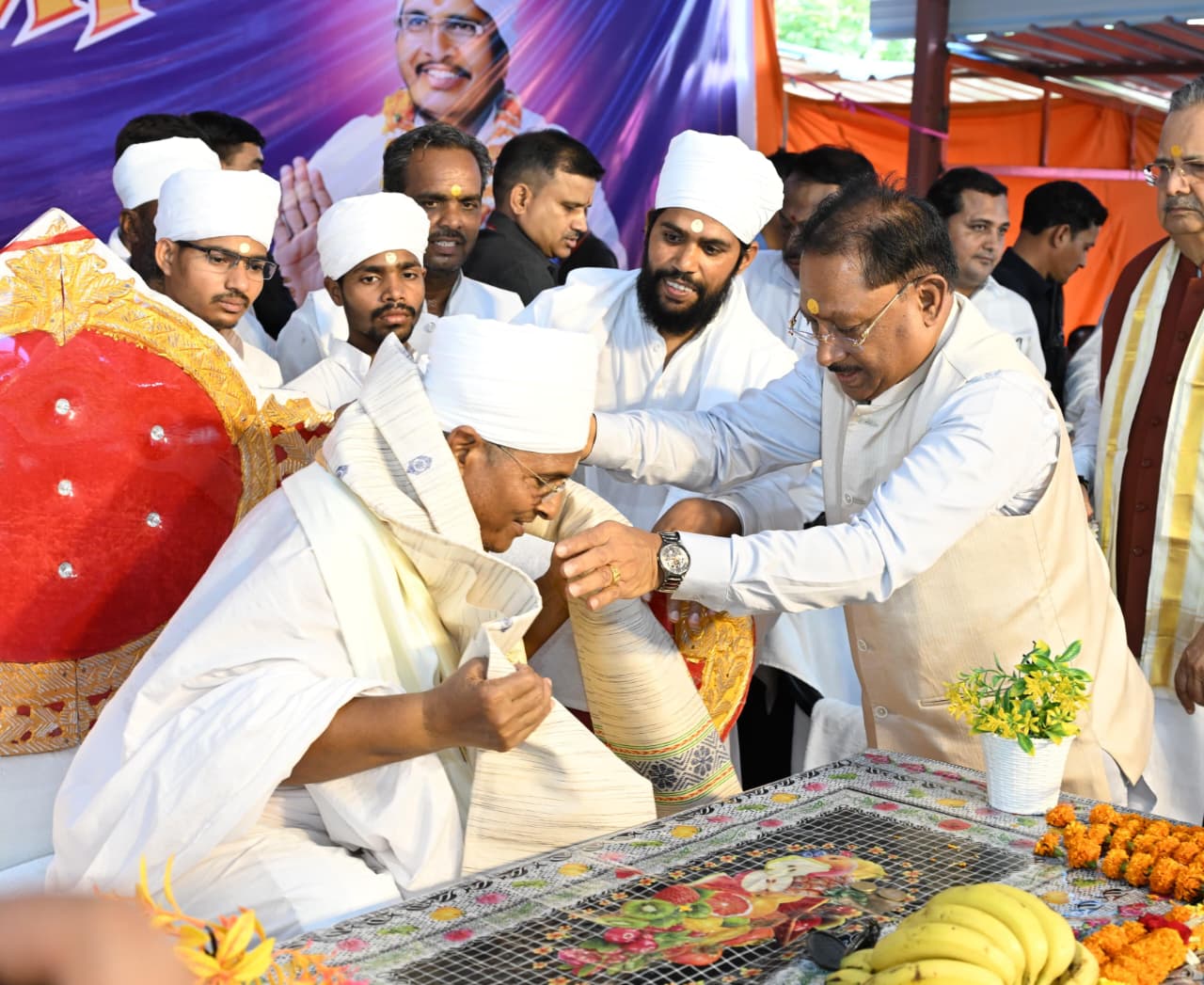 संत कबीर के आदर्शों पर चलकर समाज में समरसता और सेवा की भावना मजबूत होगी – मुख्यमंत्री साय