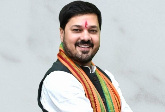 विधायक अनुज शर्मा का बड़ा प्रयास: धरसींवा को मिली उप रजिस्ट्रार कार्यालय की सौगात, 60 गांवों के ग्रामीणों को रायपुर की दौड़ से मिली मुक्ति…
