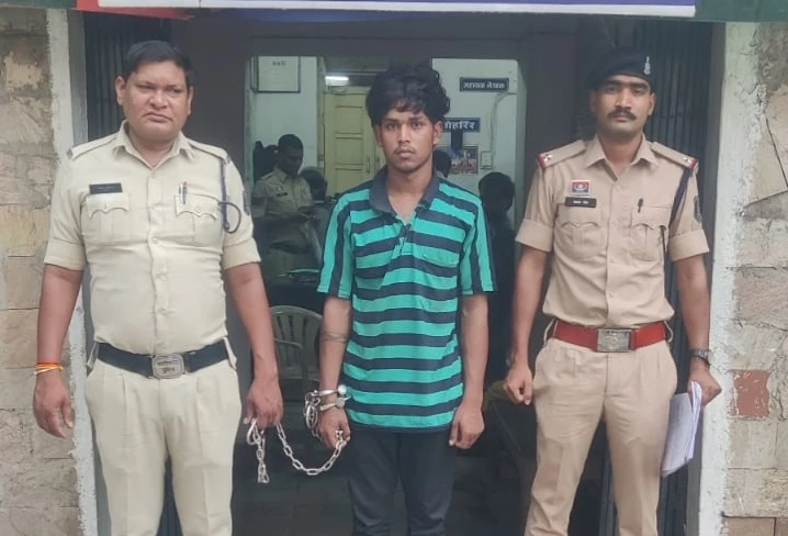 गंज क्षेत्र से दोपहिया वाहन चोरी करने वाला आरोपी गिरफ्तार…