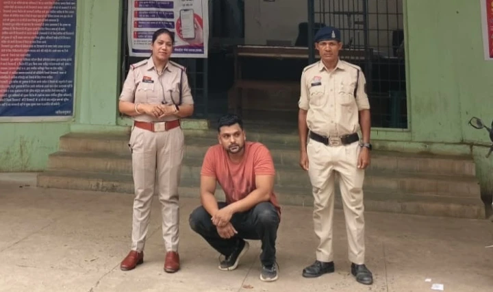 गुरु घासीदास बाबा के अपमान पर सख्त हुए मंत्री गुरु खुशवंत, आरोपी हर्ष चंद्राकर गिरफ्तार…