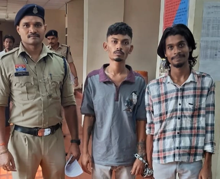 रंजिश के चलते युवक पर चाकू से हमला करने वाले नाबालिग सहित 03 आरोपी गिरफ्तार…