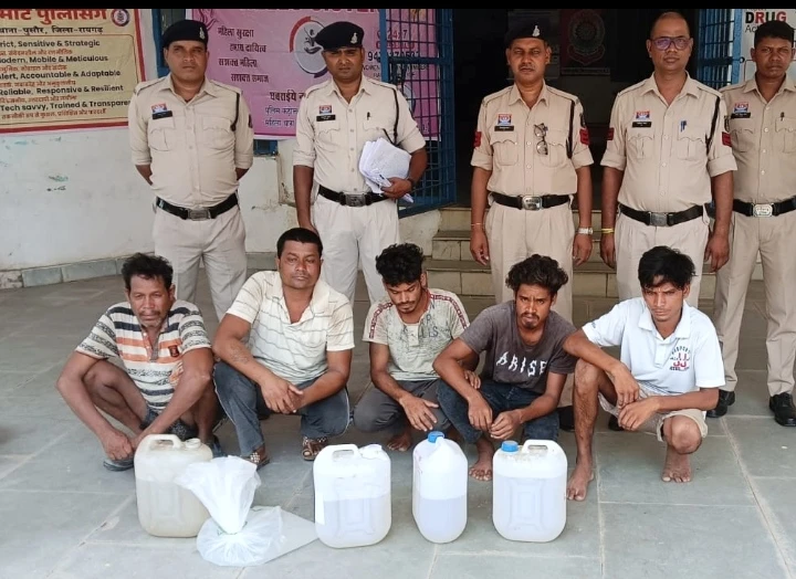 35 लीटर महुआ शराब के साथ 5 आरोपी गिरफ्तार…