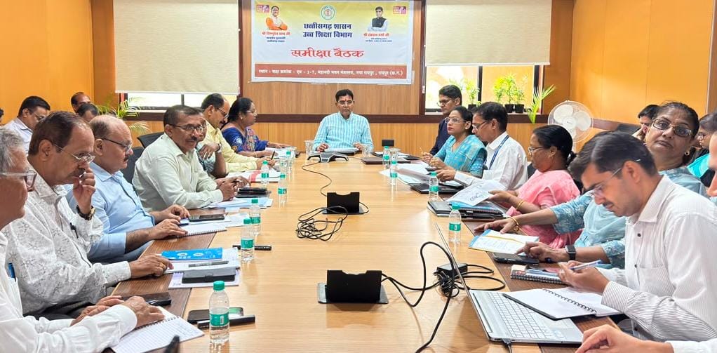 छत्तीसगढ़ के कॉलेजों में बहेगी विकास की बयार, 700 प्राध्यापकों की भर्ती के साथ खुलेंगे तरक्की के द्वार…