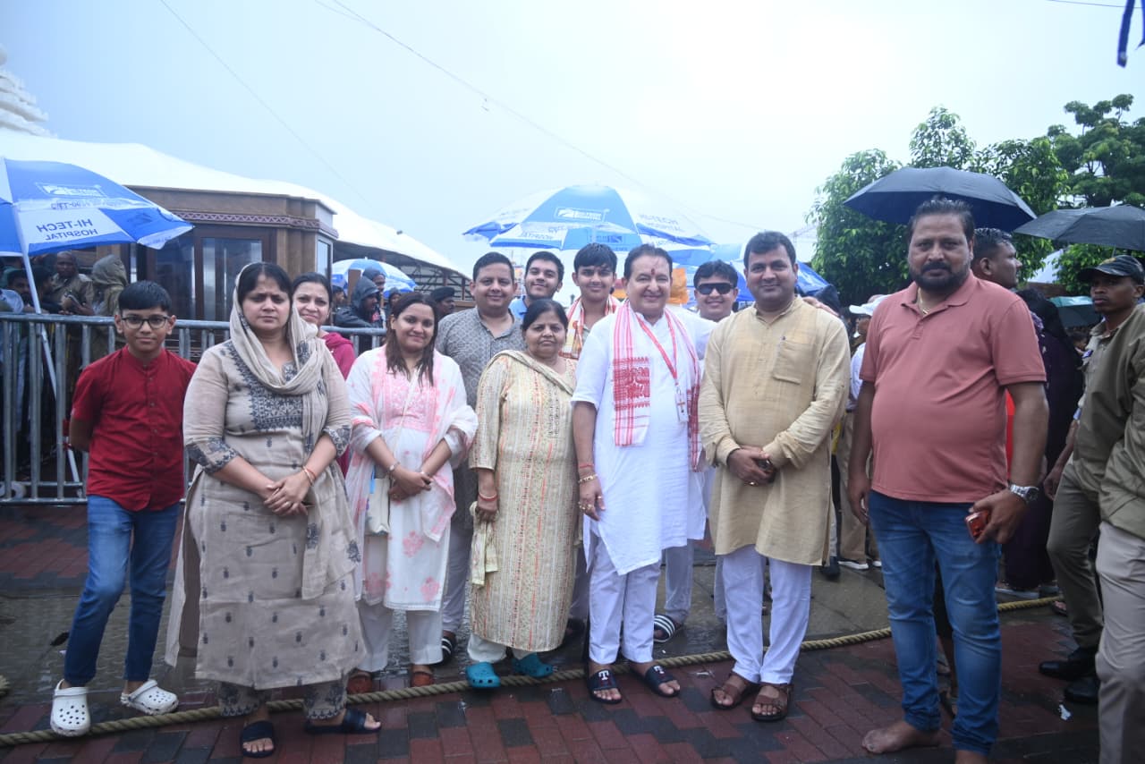 पुरी रथयात्रा में सपरिवार शामिल हुए विधायक डॉ. संपत अग्रवाल, छत्तीसगढ़ की खुशहाली के लिए मांगा आशीर्वाद…