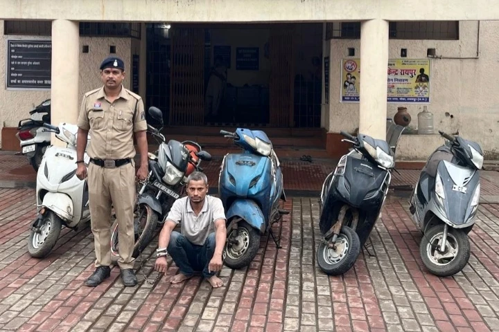 दोपहिया वाहन चोरी करने वाला शातिर वाहन चोर आरोपी अभय दुबे गिरफ्तार…