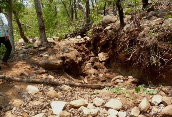विश्व प्रसिद्ध हीरा खदान पायलीखण्ड, बेहराडीह की सुरक्षा में एक चौकीदार तक नही है तैनात…
