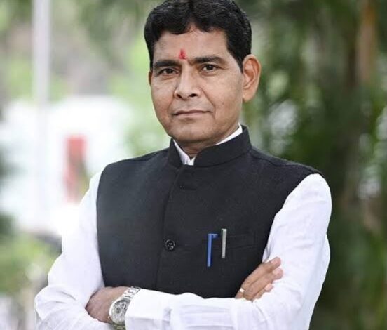 धमतरी में कल मनेगा जिलास्तरीय ‘शाला प्रवेशोत्सव’: मंत्री श्री टंक राम वर्मा करेंगे शुभारंभ