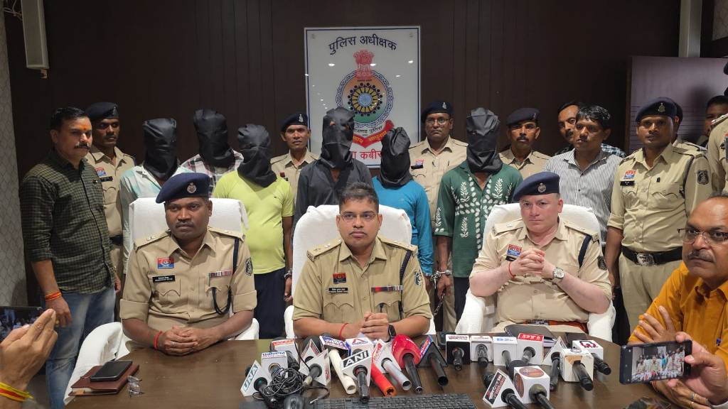 कबीरधाम में चेन स्नेचिंग गैंग के 6 आरोपी गिरफ्तार…