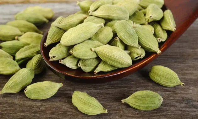 इलायची है पेट के लिए बहुत ही अधिक फायदेमंद…