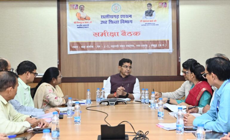 700 सहायक प्राध्यापकों की भर्ती और पदोन्नति प्रक्रिया में अनावश्यक विलंब न करें – उच्च शिक्षा मंत्री टंक राम वर्मा