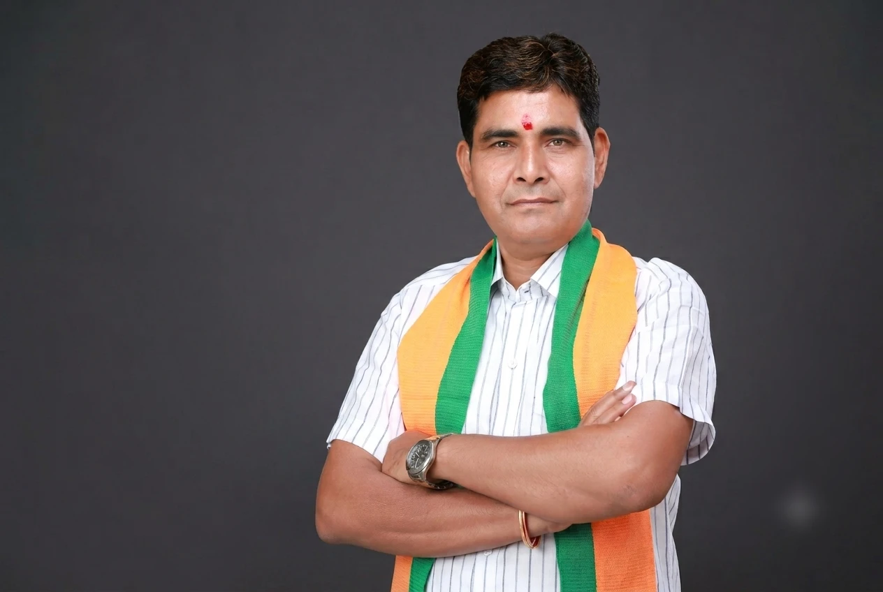 ग्रामीण अंचलों और सार्वजनिक स्थलों पर रात के अंधेरे से मिलेगी मुक्ति, सुरक्षा एवं नागरिक सुविधाओं में होगा विस्तार – राजस्व मंत्री टंक राम वर्मा