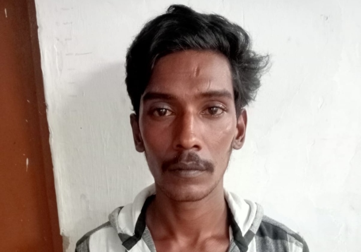 सूने मकान का ताला तोड़कर चोरी करने वाला आरोपी गिरफ्तार…