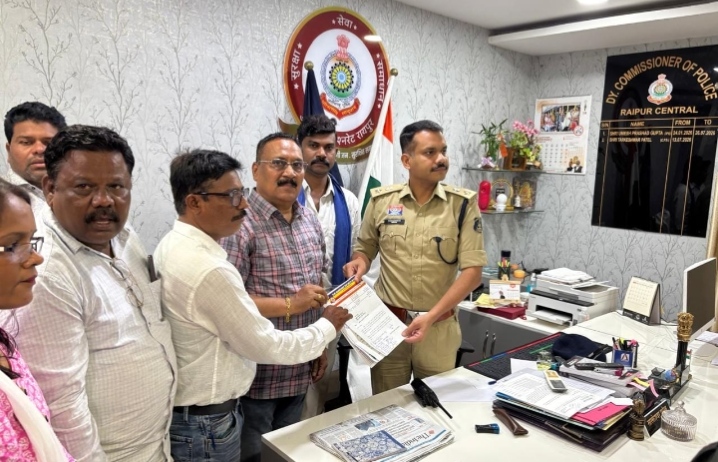 गुजराती स्कूल में आपत्तिजनक टिप्पणी के विरोध में हुसैनी सेना के साथ सर्व समाज के लोगों ने सौंपा ज्ञापन, निष्पक्ष जांच एवं कार्रवाई की मांग…