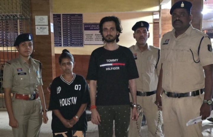 एक महिला समेत दो आरोपी हेरोइन (चिट्टा) के साथ गिरफ्तार, साढे नौ लाख से अधिक का माल जब्त…